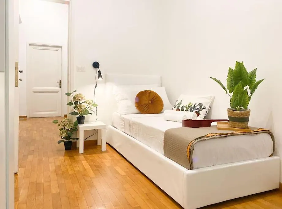 Apartment Ferienwohnung Via Veneto - Domus Juliae Rom